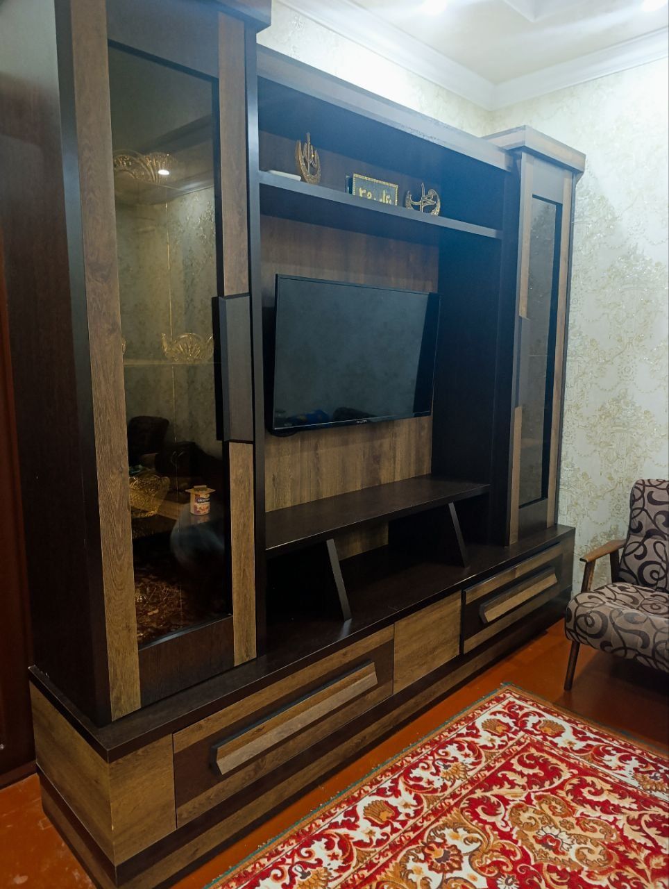 Mehmonxona uchun mebel