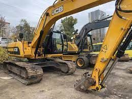 dezmembrare pentru excavator pe senile jcb js 220