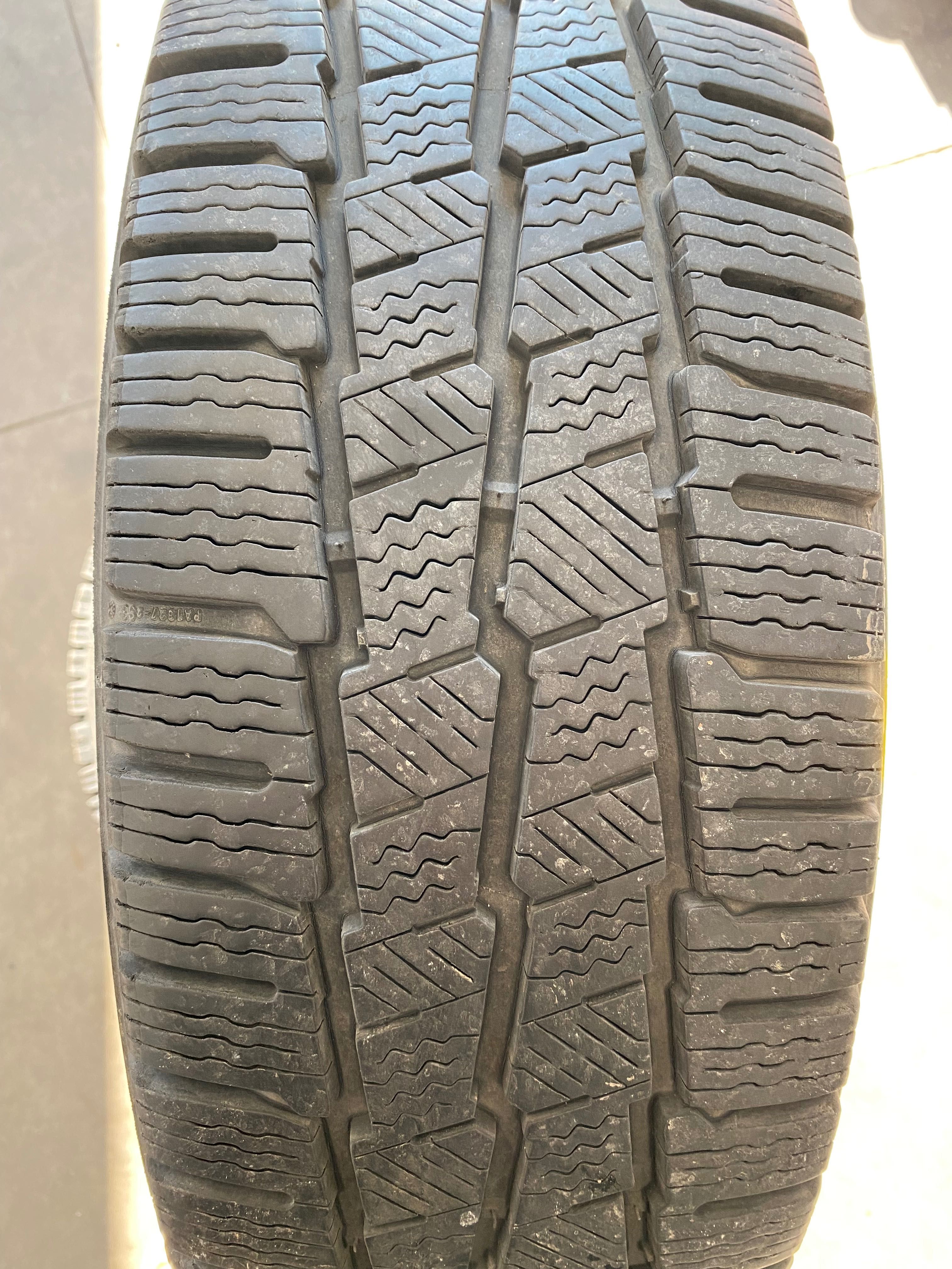 Зимни гуми MICHELIN 205/65R16C 107/105T AGILIS ALPIN за бус 4 броя