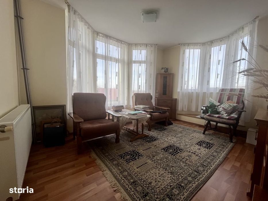 Exclusivitate! Casa familiala cu 14.8 ari teren, in zona Porolisssum