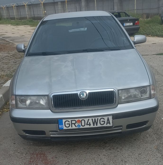 Mașină Skoda octavia 1