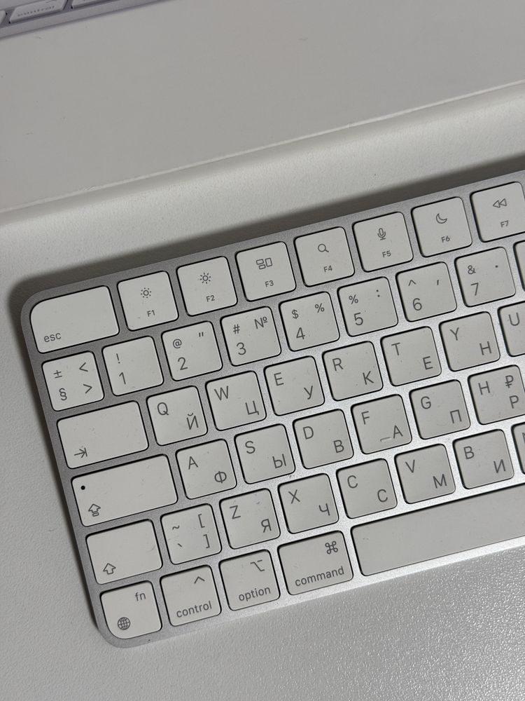 Клавиатура Magic Keyboard