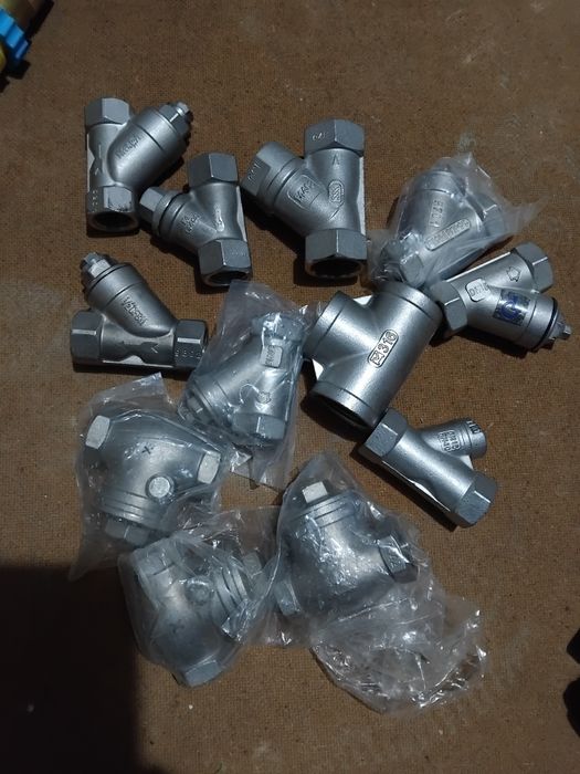 De vanzare fitinguri ,mufe ,filtre si multe altele