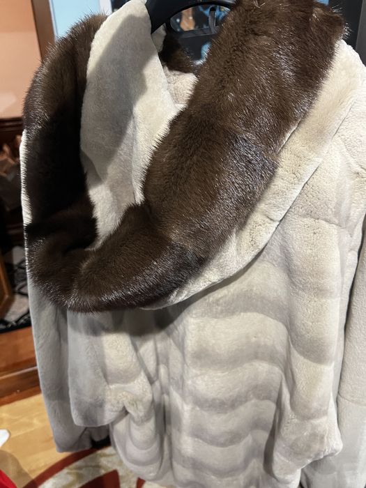 Haina de blana 100% Vizon cu vulpe