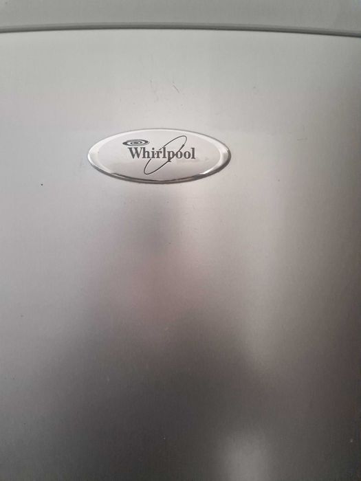 Хладилник с фризер Whirlpool
