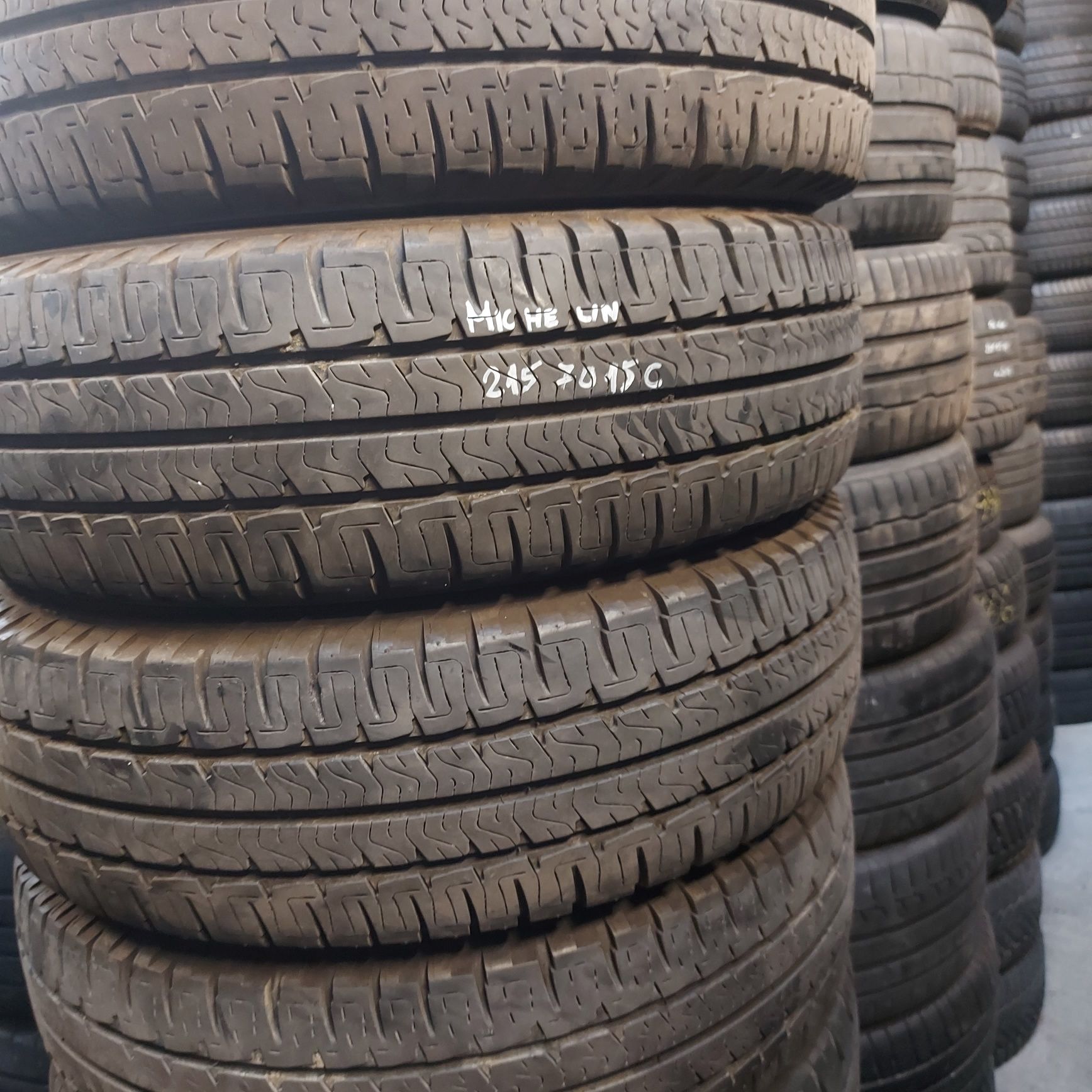 215/70/15C Michelin 4бр.гуми