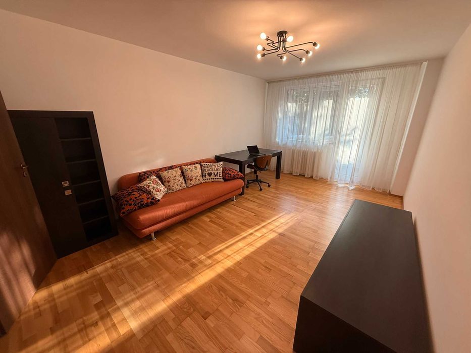 Apartament 4 camere, 103 m², etaj 2/4-Băneasa-București-Ploiești