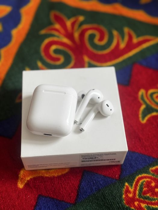 Продам Airpods 2 в идеальном состояний