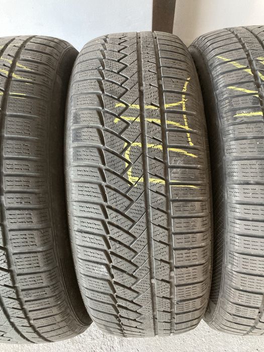 Зимни гуми 235-60-18