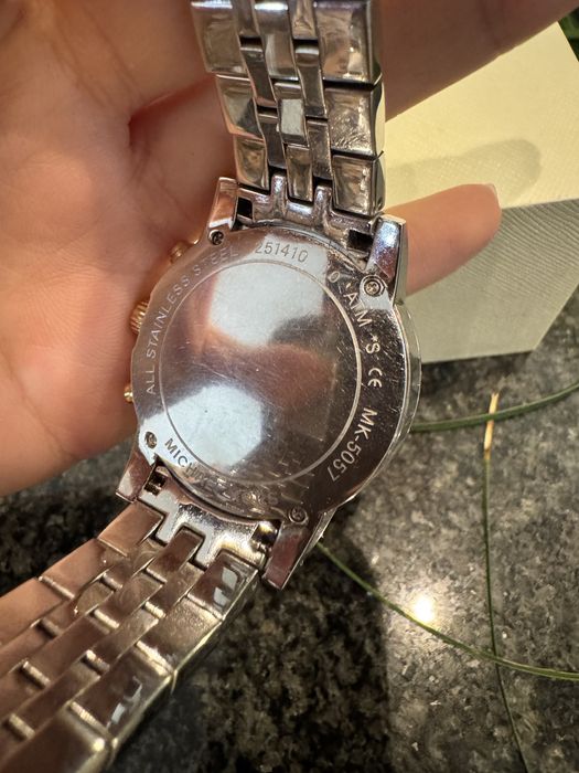 Часовник Michael Kors MK5057