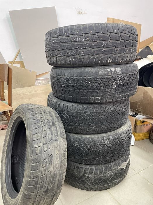 Продам зимние резины 205/55/16