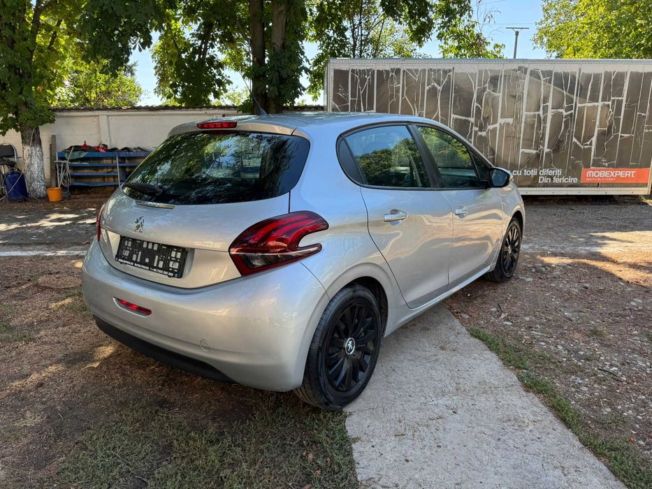 Peugeot 208 1.2 puretech like