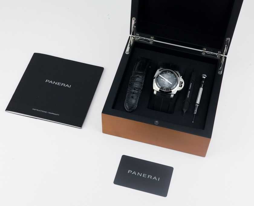Panerai Luminor 1950 8 Days GMT 44mm PAM00233