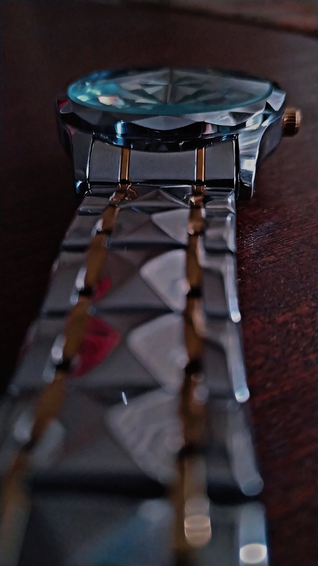 Часовник Nary Watch
