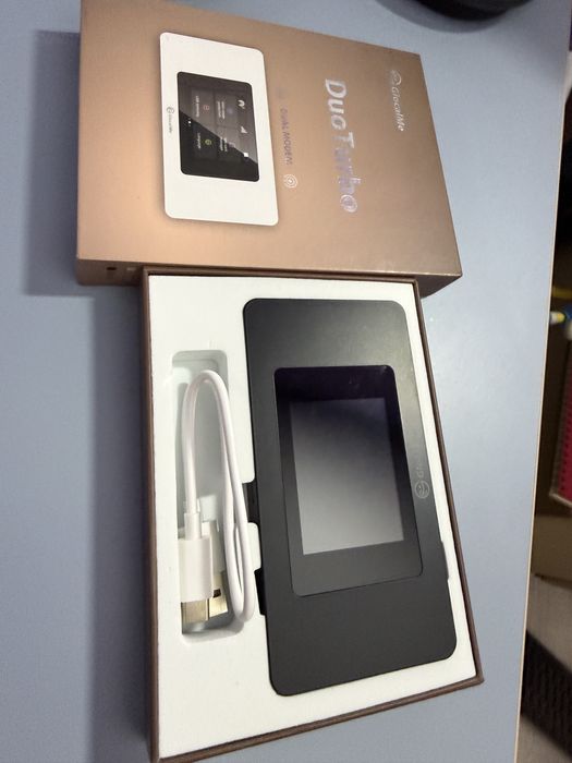 Router Wi-Fi portabil GlocalMe Duoturbo 4G/LTE