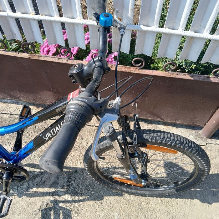 Bicicleta copi Specialized hotrok  20 '   6-10 ani