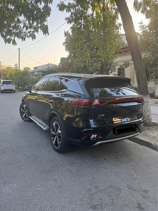 BYD TANG ev 2023 yil