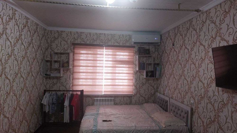 Сотилади. Ўзимни уйим. Сергилида.