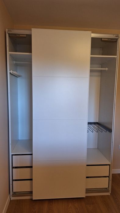 Гардероб с плъзгащи врати Икеа