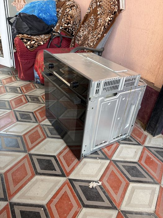 Продам духовку BOSH