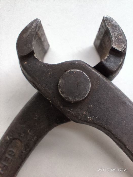 Арматурни клещи KNIPEX 99 - 220