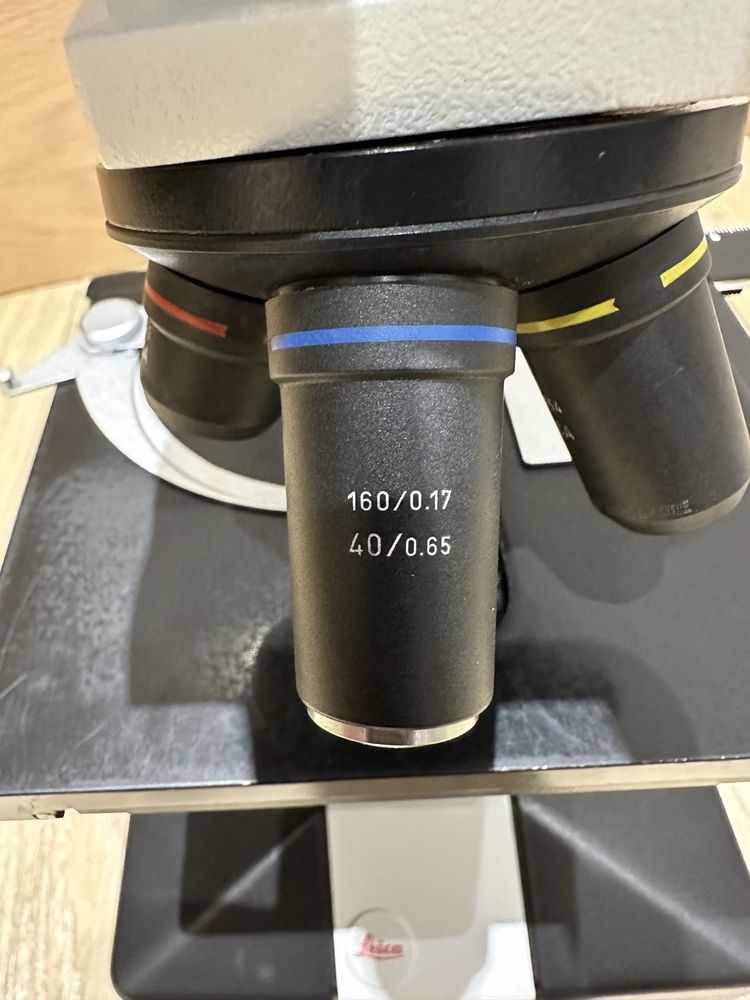 Микроскоп Leica Leitz Biomed