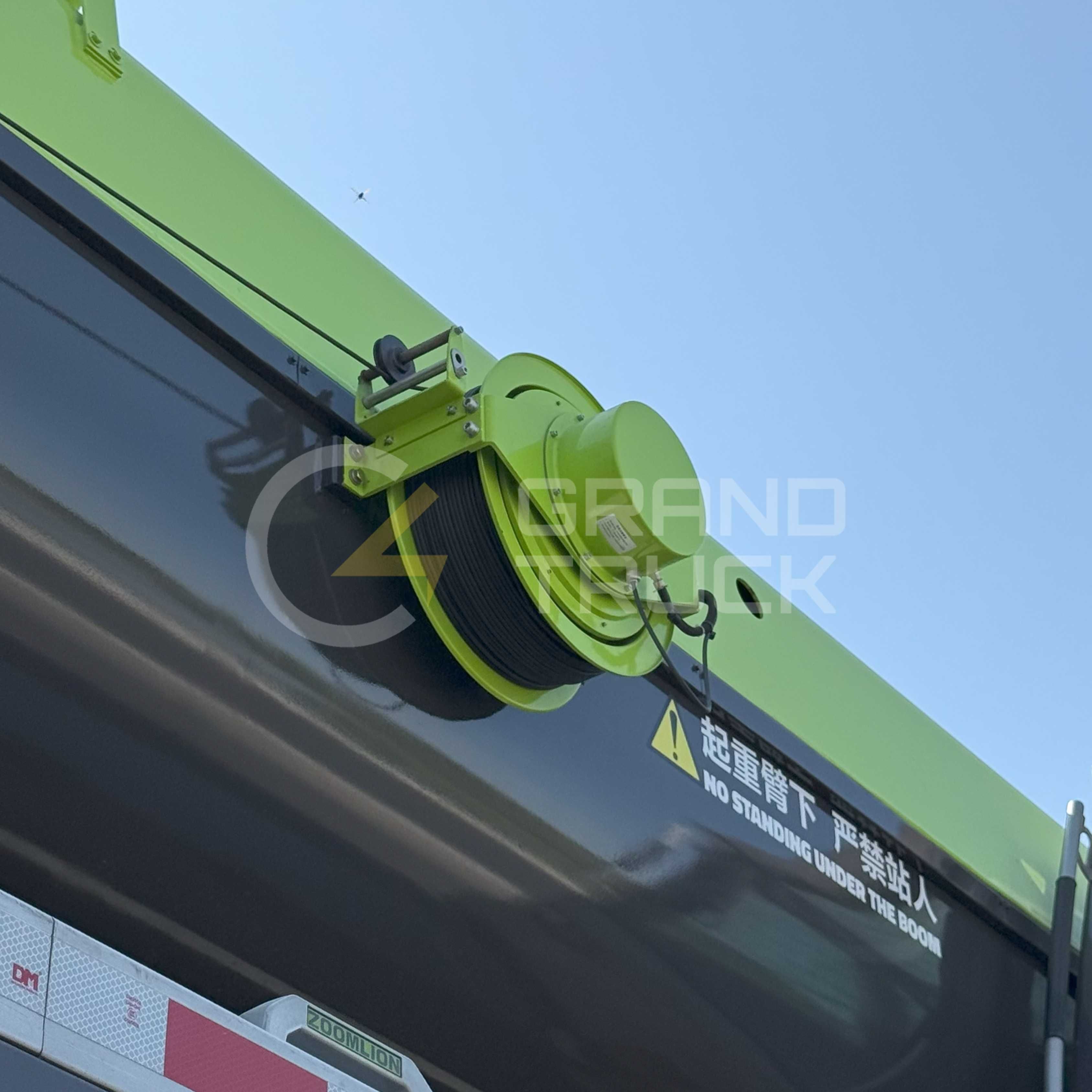 Zoomlion 200tonnalik AVTOKRAN