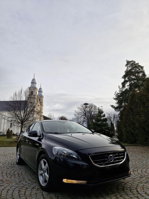 Volvo V40 T3 2013