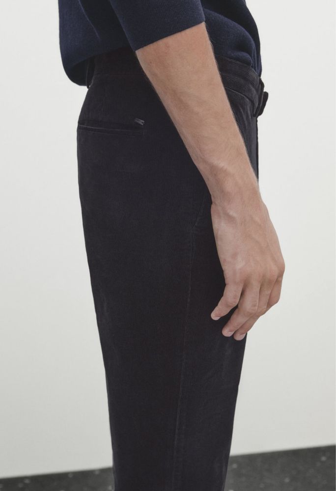 Pantaloni Massimo Dutti din catifea reiata