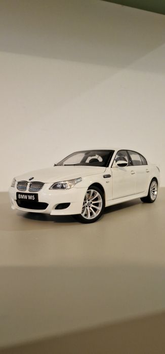 BMW M5 Kyosho Scala 1:18