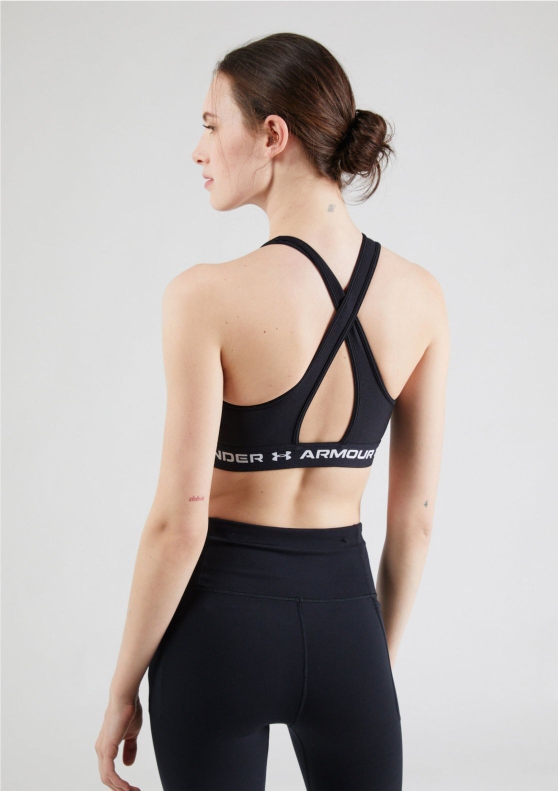 Ново! Бюстие Спортен Сутиен Under Armour