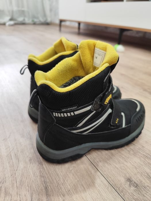 Сапоги зимние почти новые