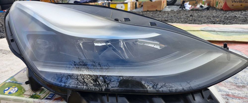 фар за Tesla 3/Y Full Led