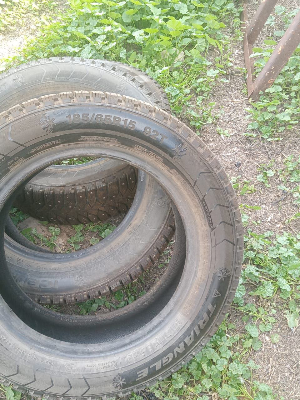 Продам зимние шины