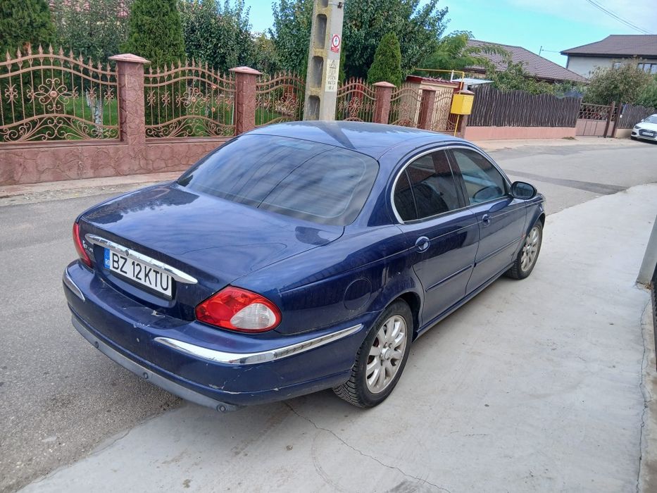 Vând Jaguar X-type an 2002 benzina și gpl