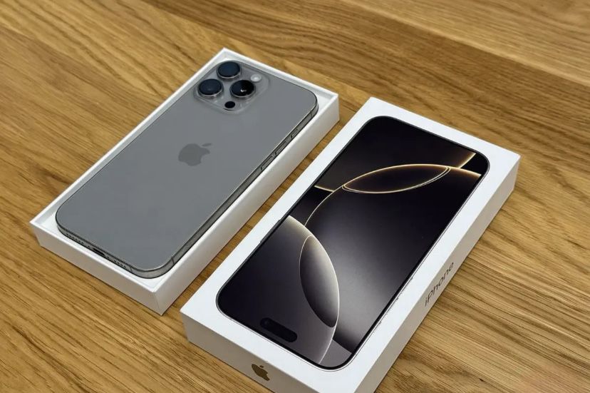 Продам айфон хr в корпусе 15pro