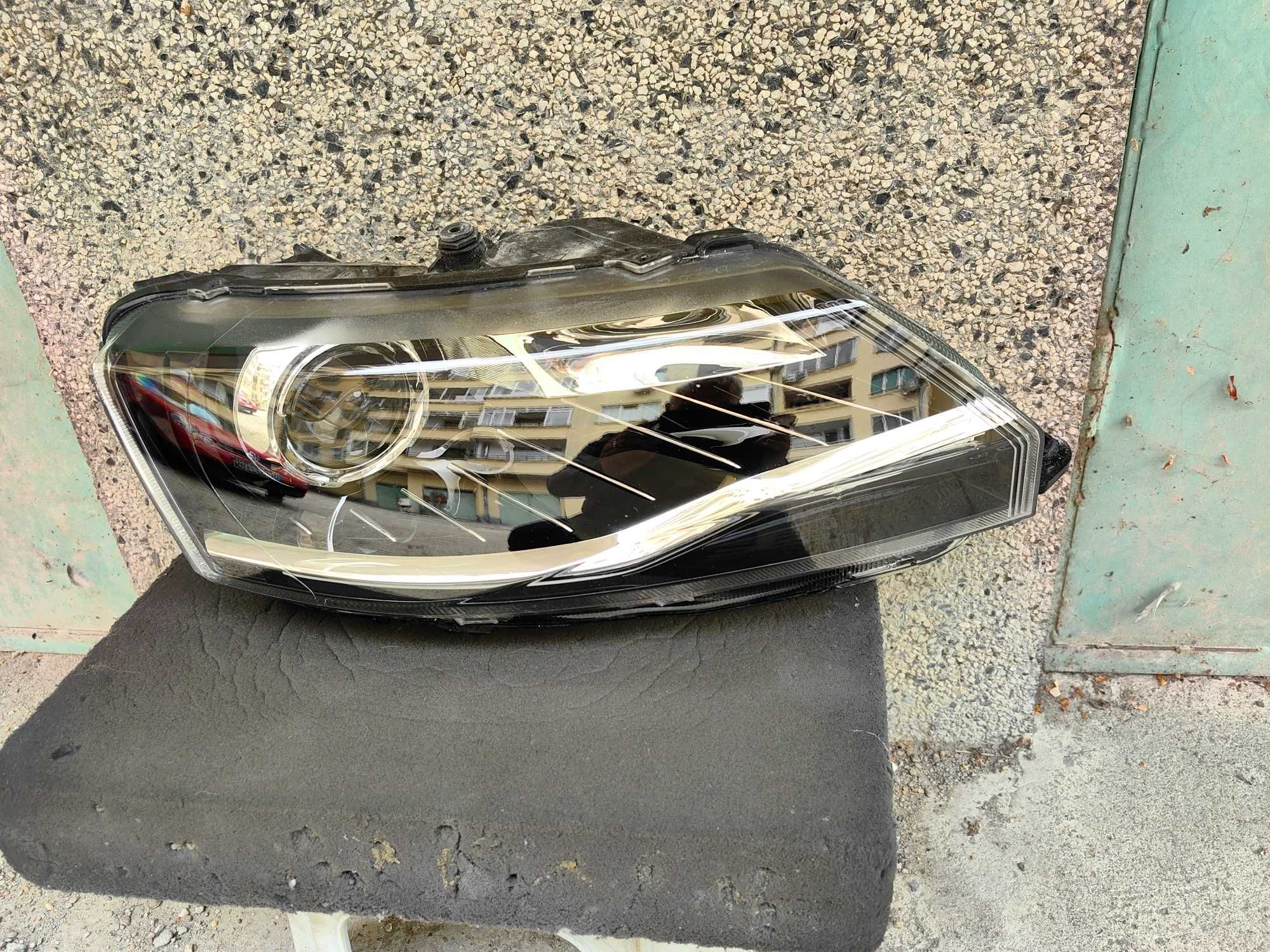 Оригинален фар Шкода Рапид  Skoda Rapid Led Bixenon
