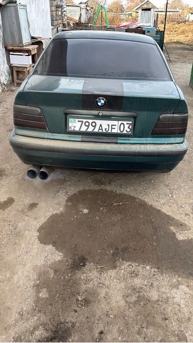 БМВ 320 в хорошем состояние