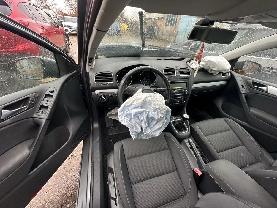 Vand Volkswagen Golf 6 1.2 TSI 2010 avariat defect