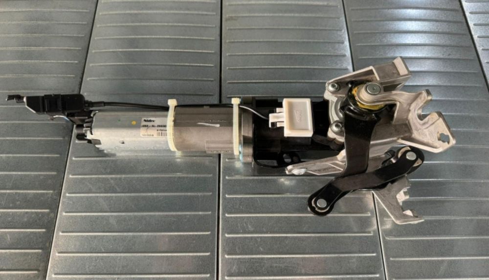 Motoras actionare inchidere/deschidere haion Audi A8 4H an 2010-2018