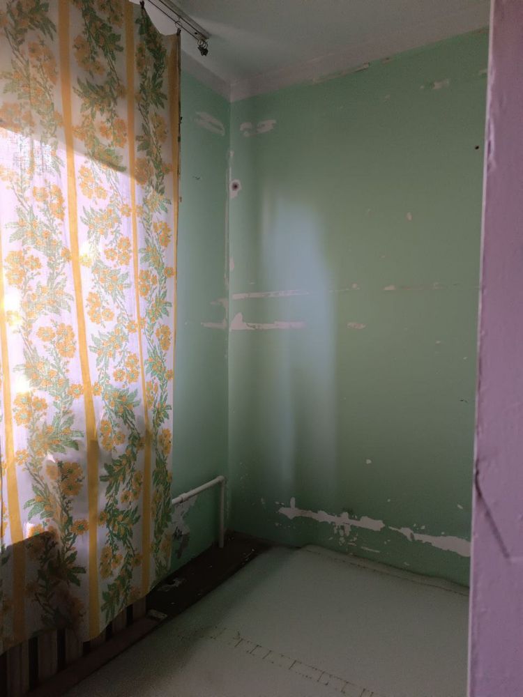 Продаётся 1 комнатная квартира на Карасу-6,улучшенной планировки.