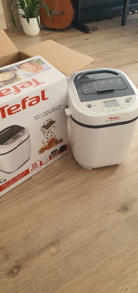 Masina de facut paine Tefal Pain & Tresors