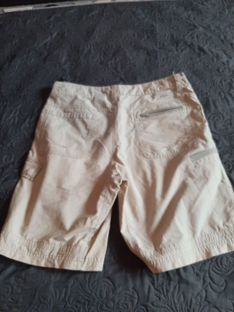 Pantaloni scurți Columbia marimea 32 ( L )