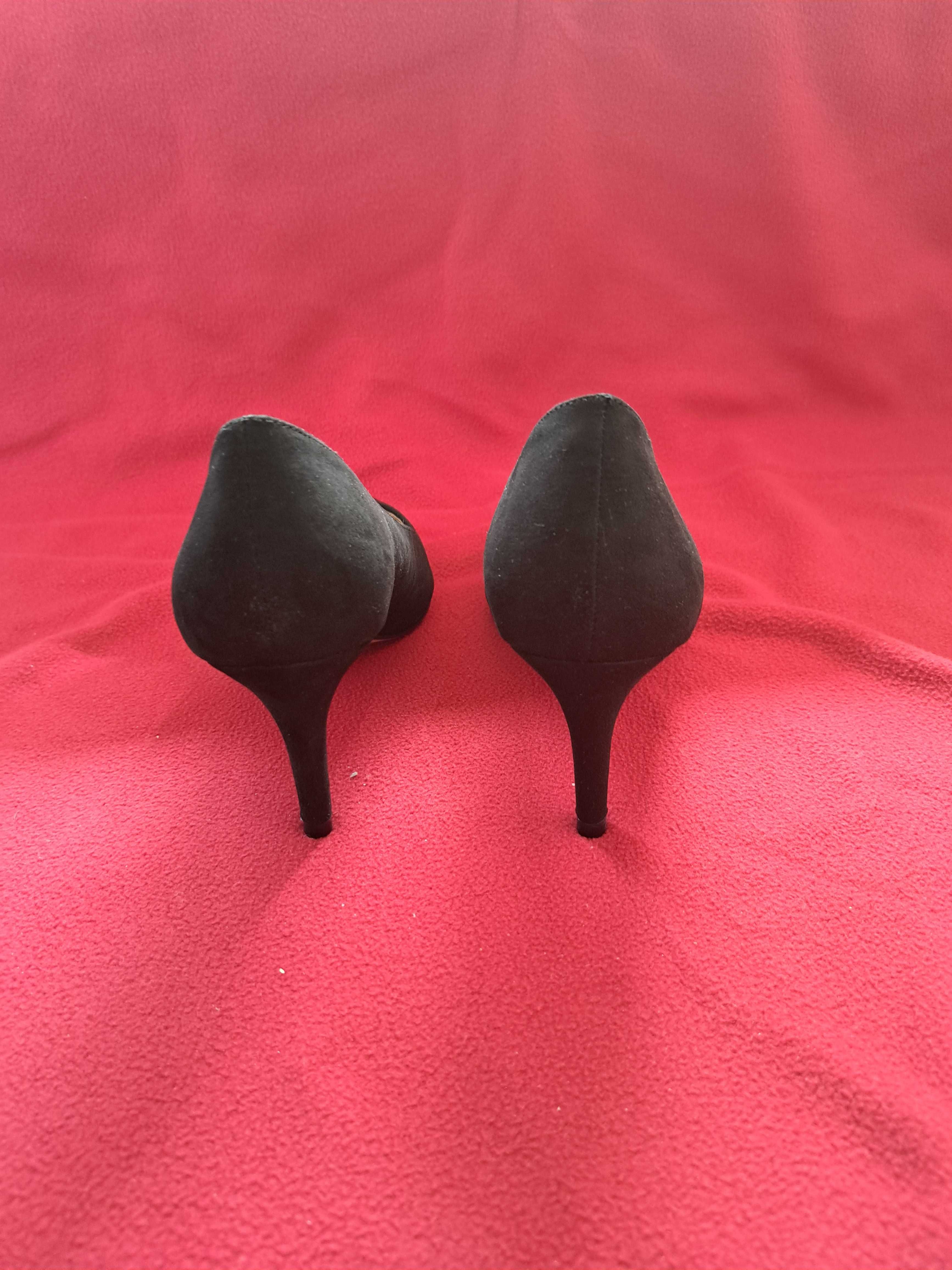 Pantofi noi, negri, nr 39, toc 8cm, imitație piele intoarsa