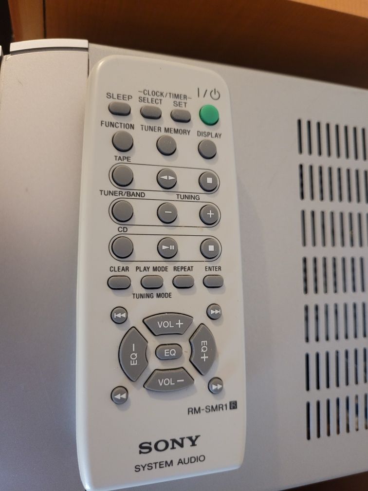 Mini combina Sony CMT CP1