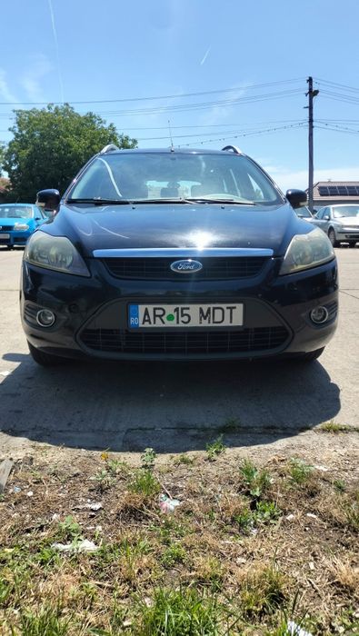 Vând Ford focus 1600