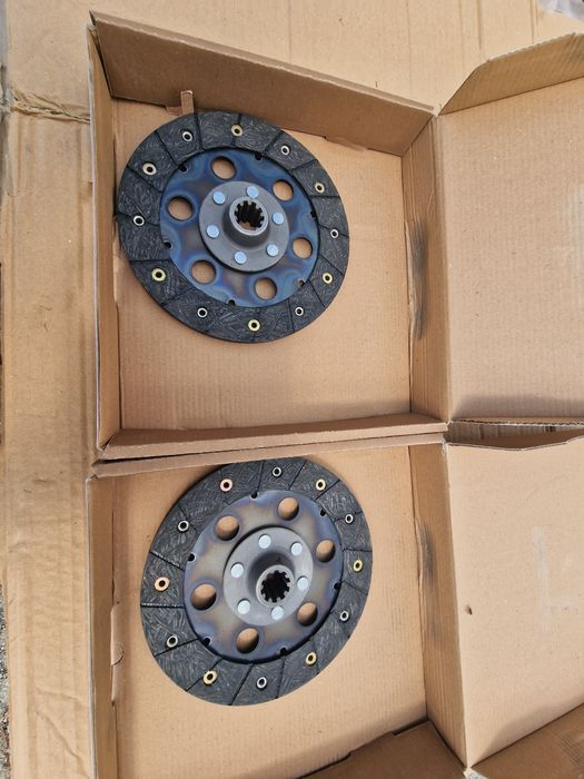 Disc ambreiaj tractor fiat 211. 215. Cu diametru de 185 mm preț 300 le