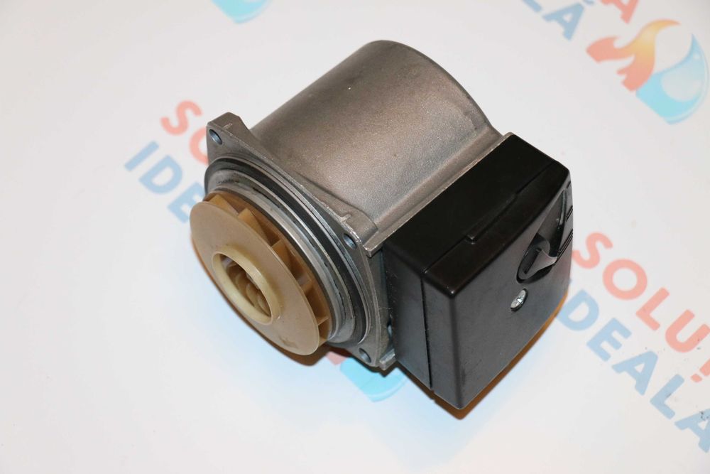 Pompa Grundfos UPS0 15-50 CA0D centrala termica