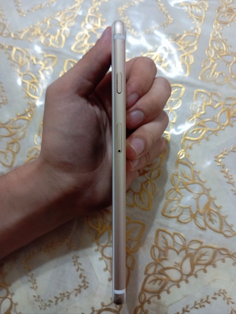 Iphone 6 plus 86 radnoy yomks