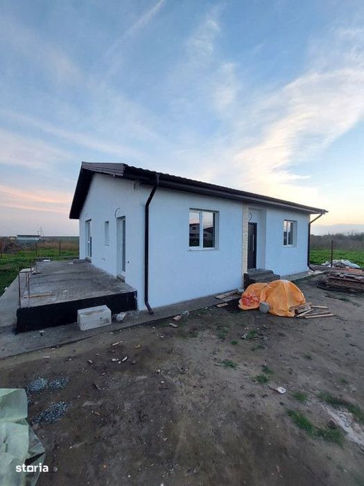 Casa Cumpana  100 Mp | 450 Mp Teren | Toate Utilitatile|